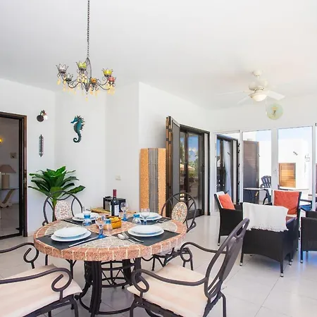 Villa Exclusive 2-Bed Villa In Playa Blanca Adults Only Playa Blanca (Lanzarote)