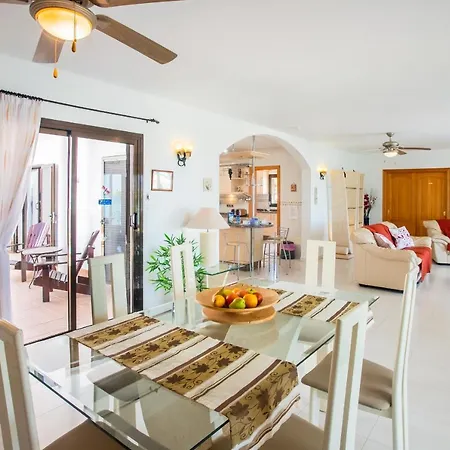 Exclusive 2-Bed Villa In Playa Blanca Adults Only