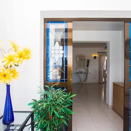 Exclusive 2-Bed Villa In Playa Blanca Adults Only Villa