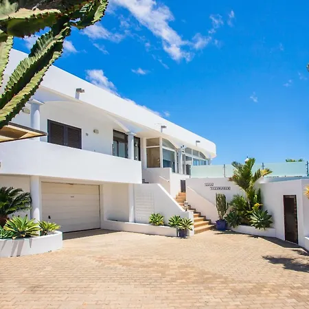 Exclusive 2-Bed Villa In Playa Blanca Adults Only * بلايا بلانكا